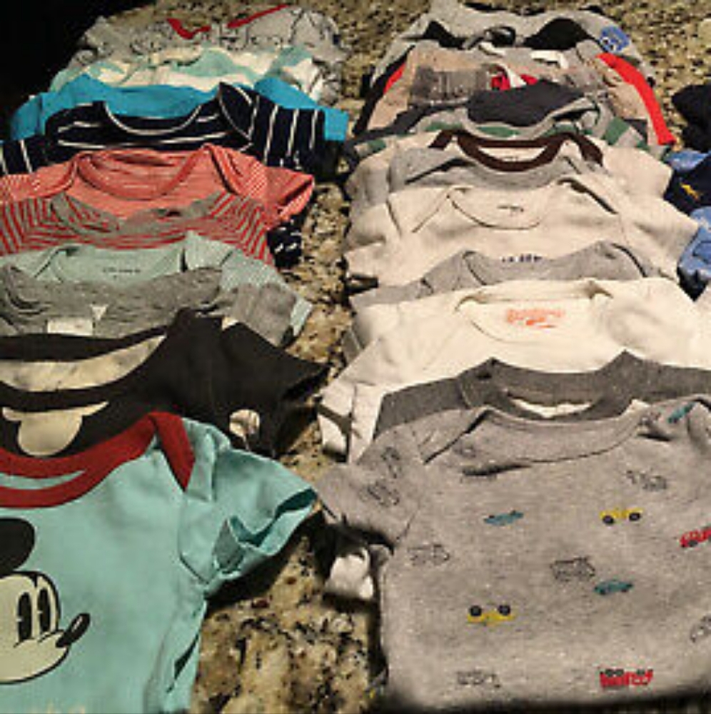 Huge lot of baby clothes 3-9months